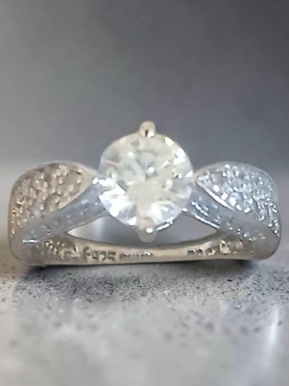 Sterling Silver White Cubic Zirconia Solitaire Ring